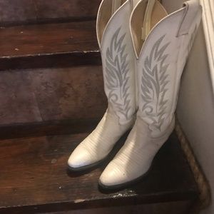 Vintage Lizard cowboy boots!